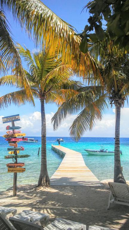 Serenity Beach Cottages Utila Exterior foto